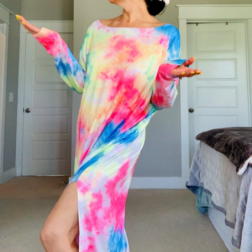 TIE DYE - NWT Off Shoulder Maxi Dress